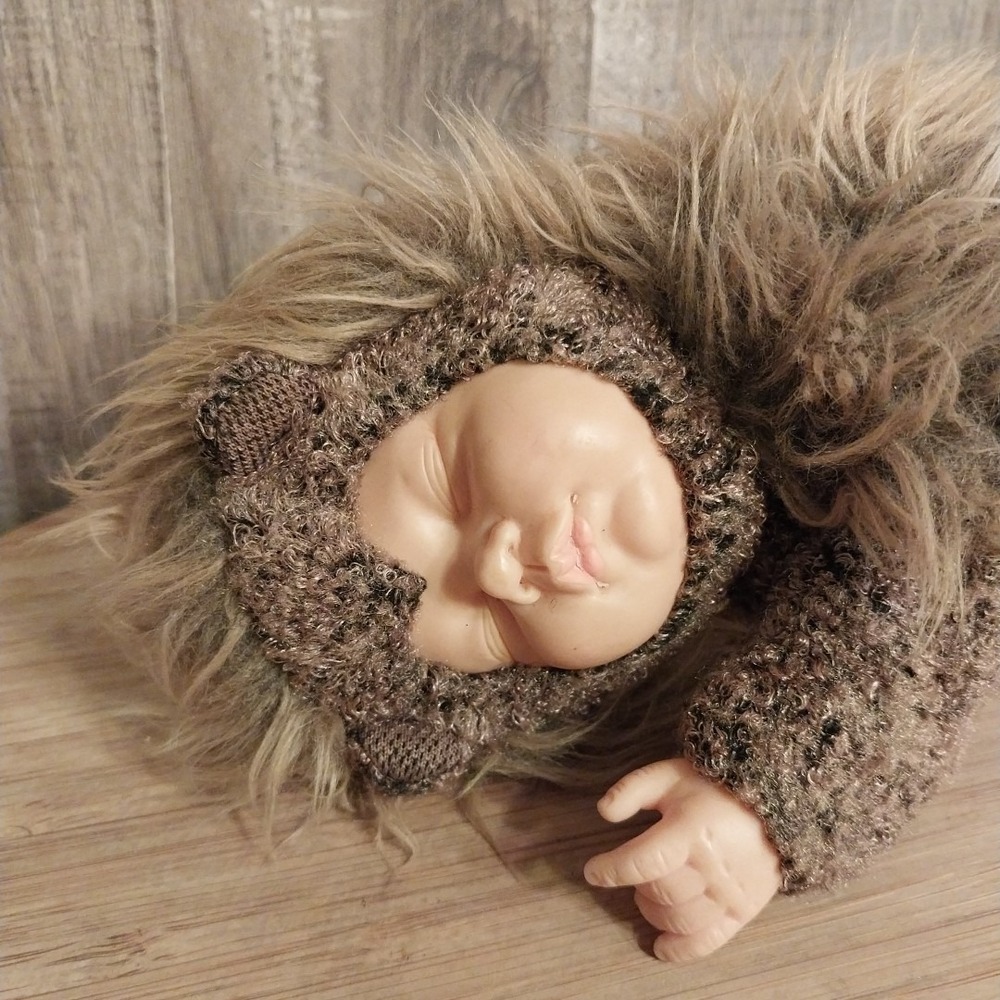 Anne Geddes Hedgehog Sleeping Baby Doll Plush 9" Vinyl Collectible Vintage 1999